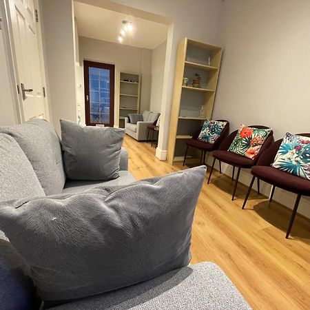 فيلا Charming 4 Bed Town House With Roof Terrace لندن المظهر الخارجي الصورة