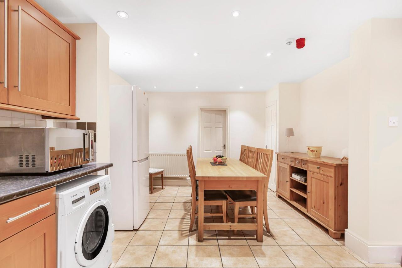 فيلا Charming 4 Bed Town House With Roof Terrace لندن المظهر الخارجي الصورة
